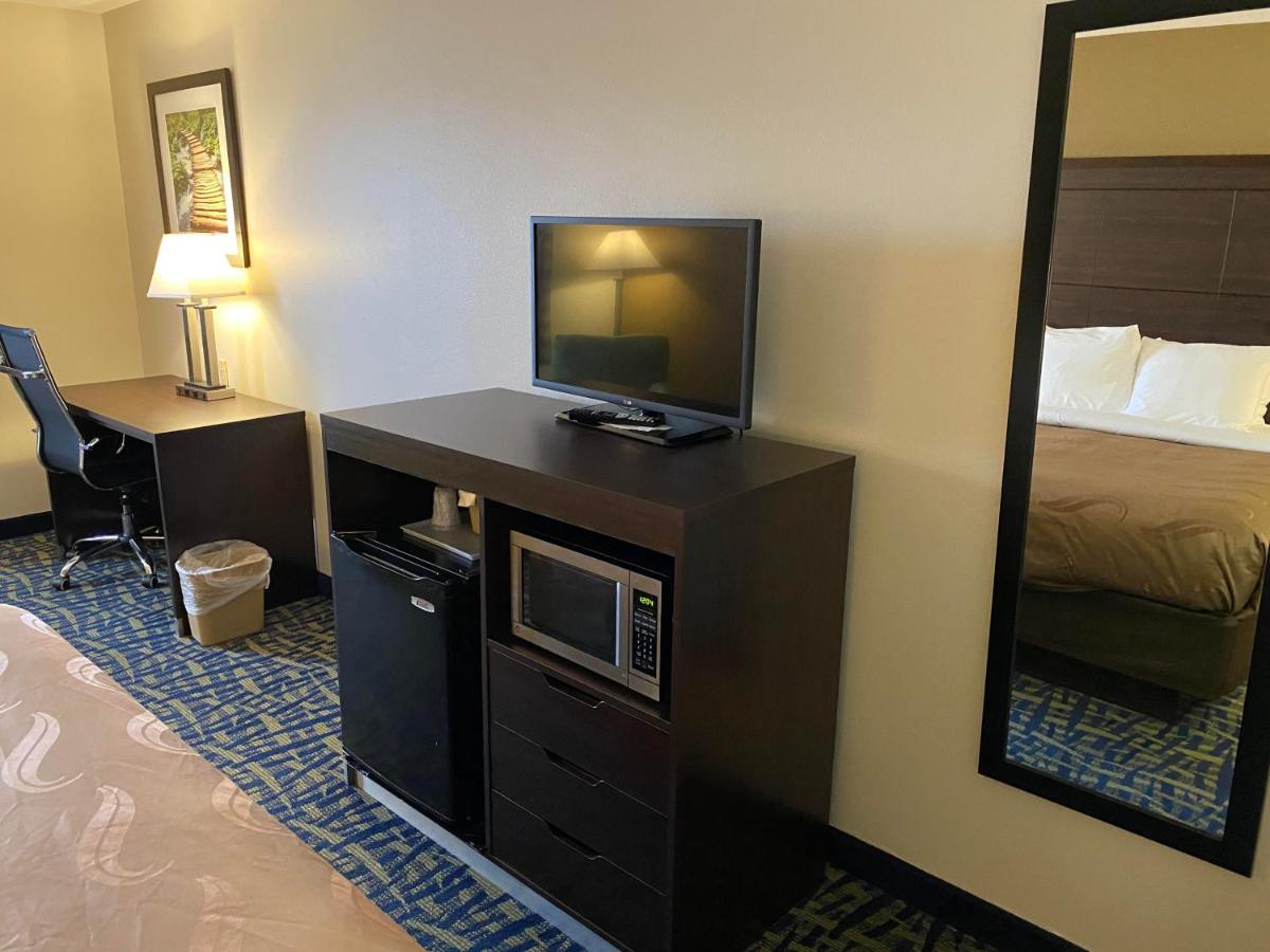 Quality Inn Rochelle Extérieur photo