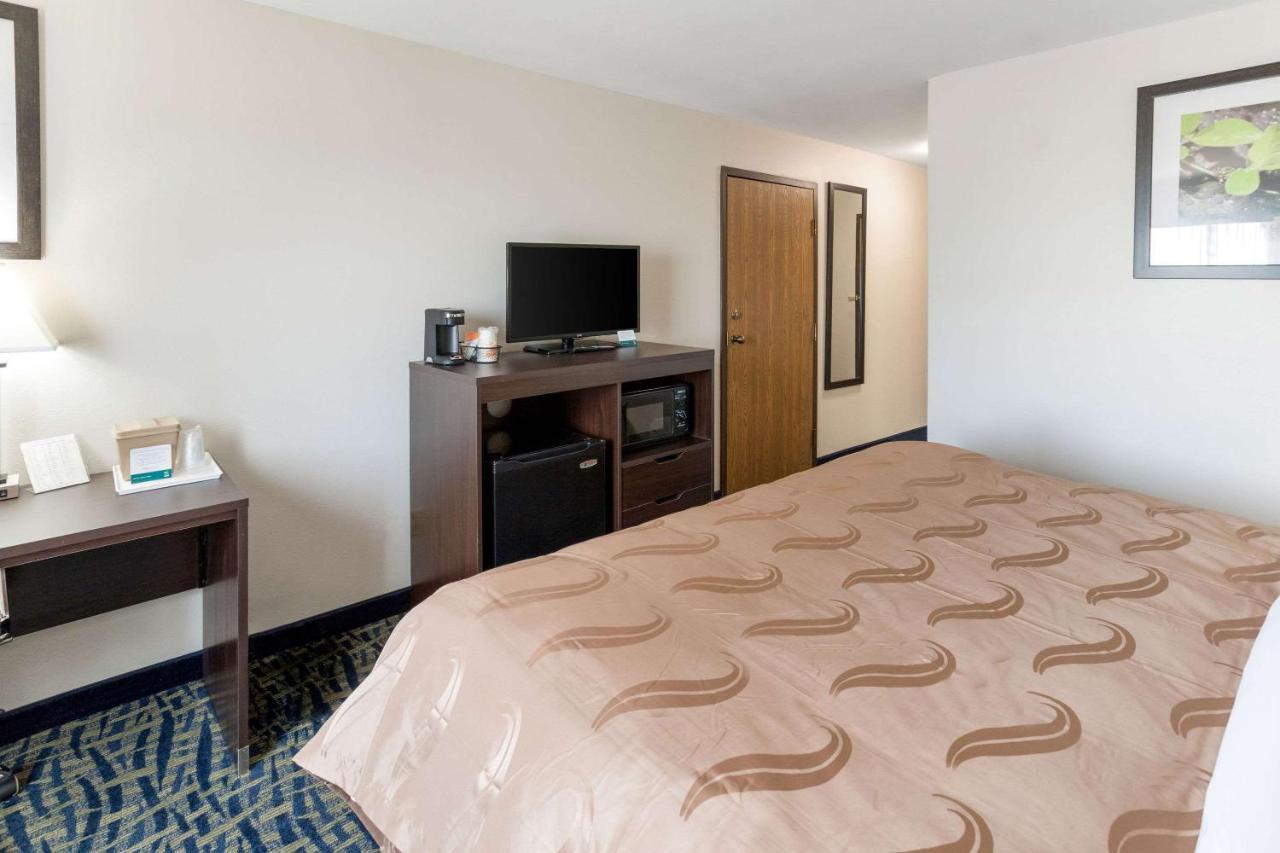 Quality Inn Rochelle Extérieur photo